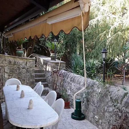 In Modica, With Pool Access, Furnished Terrace And Wifi - 20 Km Modica
