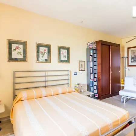 In Modica, With Pool Access, Furnished Terrace And Wifi - 20 Km