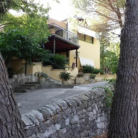 Apartment In Modica, With Pool Access, Furnished Terrace And Wifi - 20 Km Modica