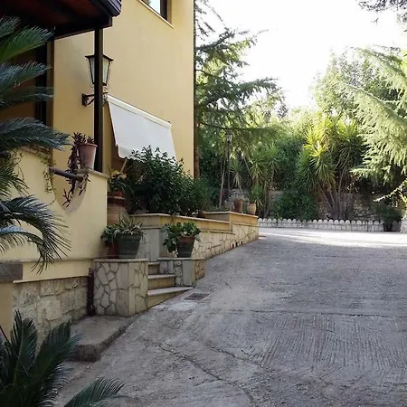 In Modica, With Pool Access, Furnished Terrace And Wifi - 20 Km Apartment *